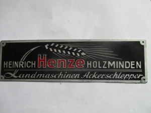 Typenschild Hanomag Traktor Schild Händlerschild Heinrich Henze Holzminden s74 - Picture 1 of 1