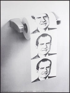 Richard Nixon de colección 1970 _papel higiénico_ Póster de campaña política protesta contra la guerra - Imagen 1 de 2