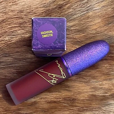 MAC x LISA BLACK PINK POWDER KISS LIQUID LIPCOLOUR   ~ FASHION SWEETIE ~ BNIB - Image 1 of 4