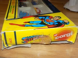 Juego de regalo Corgi Junior 3081 Superman en caja - Imagen 1 de 12