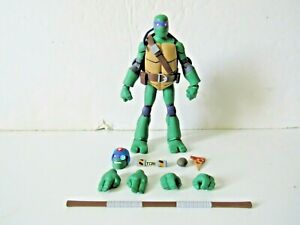 GameStop Exclusive Batman vs Teenage Mutant Ninja Turtles Donatello 6" Figure 