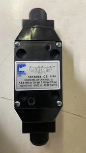 CONTINENTAL HYDRAULICS DIRECTIONAL CONTROL VALVE VSD03M-3F-AB-60L - Picture 1 of 1