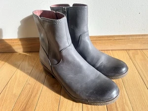 Para Mujer Nuevo DANSKO Bethanie Gris Cuero Cremallera Corto Botines Talla 37/7US - Imagen 1 de 9