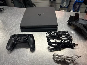 USED SONY PLAYSTATION4 PS4 SLIM CUH-2015A VIDEO GAME CONSOLE 500GB (QUC025075) - Picture 1 of 7