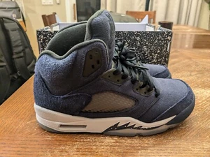 Talla 7.5 - Zapatos para hombre Nike Air Jordan 5 Retro SE azul marino medianoche - Imagen 1 de 13