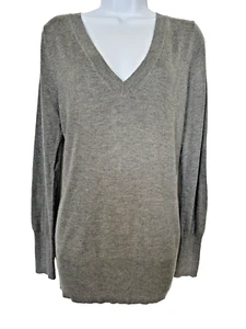 Mossimo Women's L Gray Classic Layering Piece Fine Knit V-Neck Pullover  Sweater - Picture 1 of 6