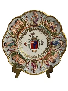 Worked and decorated ceramic dish, Capodimonte, 19th-xxth century - Picture 1 of 4