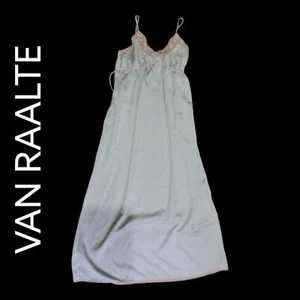 "VINTAGE" 1960's VAN RAALTE Long Gown. Baby blue. Size M - Picture 1 of 8