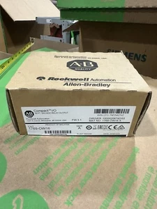 AB CAT 1769-OW16 Compact I/O - Picture 1 of 2
