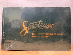 On30 Bachmann Spectrum 26553 Gris 18’ Boxcar Coche de Carga - Paquete de 2 - Nuevo/Sellado - Imagen 1 de 5
