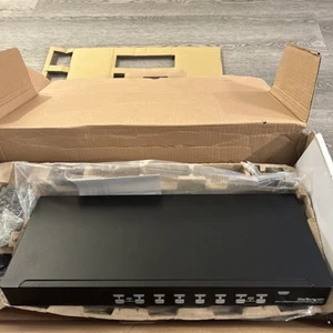StarTech SV831DUSBU 8 Port 1U Rackmount USB VGA KVM Switch - Photo 1/12