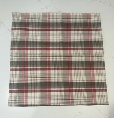 POTTERY BARN Plaid Pillow Cover Beige /Green / Red Cotton Size 24x24 in - Image 1 of 4