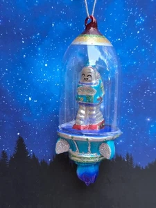 ROBOT ASTRONAUTA NAVE ESPACIAL VIDRIO ADORNO 6" Retro Ciencia Ficción NUEVO Azul COHETE - Imagen 1 de 6