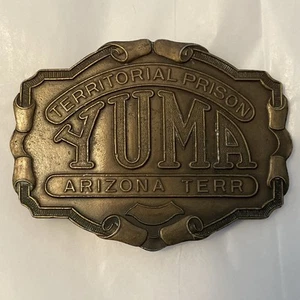 Vintage Bergamotte Messing Werke "Territorial Gefängnis YUMA Arizona" Gürtelschnalle L-37 - Bild 1 von 6