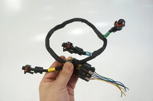 14-19 Maserati Ghibli 3.0L RIGHT Side Fuel Injector Rail Line Wire plug harness - Picture 1 of 10