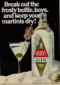 Anuncio impreso vintage 1968 Gilbey's Gin Break out the frosty bottle boys martinis dry - Imagen 1 de 2