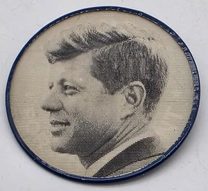 Vintage JOHN F. KENNEDY Blinker lintikulär Pin ~ ER WIRD GEWINNEN ~ Präsident Button - Bild 1 von 4