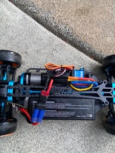 rc cars electric 1/10 brushless used - Picture 1 of 5