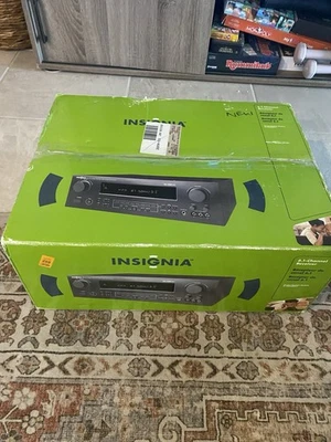 Insignia IS-HC040917 Multi Input Audio Video Digital Home Theater AmplifierWORKS - Image 1 of 4