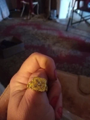 Anillo de hombre Johnny Depp's 14k con compartimento secreto. Foto 1 de 4