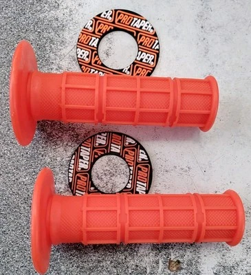 Gel soft Grips Universal Motorcycle for 7/8 22mm Handle Bar throttle yellow pair - Image 1 of 2