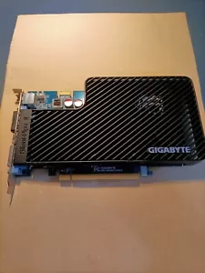 GIGABYTE NVIDIA GeForce 8600 GT GPU 512MB Graphics Card (GV-NX86T512H) PCIe - Picture 1 of 3