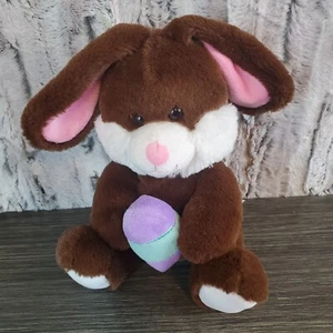 Animal Adventure 8” Peluche Marrón Conejo de Pascua Conejo Sosteniendo Huevo de Pascua 2016 - Imagen 1 de 7