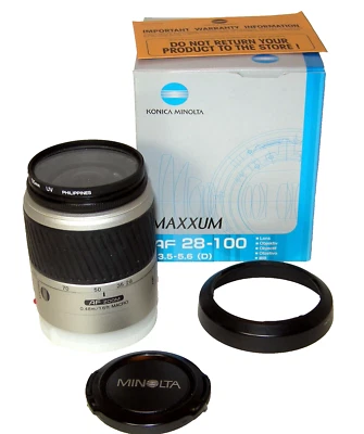 Konica Minolta Maxxum Auto Focus 28-100 ZOOM lens 1:3.5-5.6 35mm  - Image 1 of 3