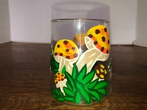 Vintage handbemaltes Trinkglas - Pilze 4" hoch - Bild 1 von 5