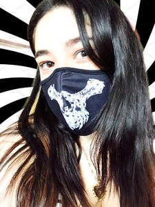 5 (fünf) neue Phoebe Bridgers schwarze Totenkopf Masken offizielle Handelsware - Bild 1 von 5