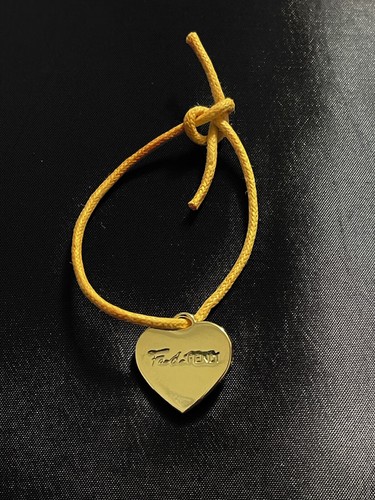 BRACCIALE CRAVATTA FAN DI FENDI PROFUMI CON CIONDOLO CUORE NUOVISSIMO