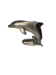 Kabana Delfin reitend Ozean Welle Miniatur Zinn Figur Made in USA - Bild 1 von 4