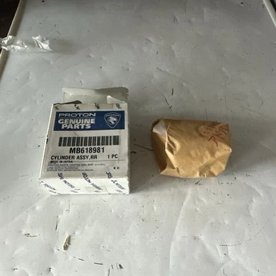 Wheel Brake Cylinder For Proton Jumbuck 1.5 Genuine Proton MB618981 - Image 1 of 4