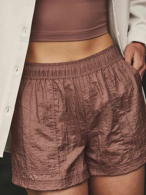 Pantalón corto utilitario de tiro alto Athleta Lunar Sheen nuevo con etiquetas ¡¡Precio de venta sugerido por el fabricante 59 USD!!! Foto 1 de 4