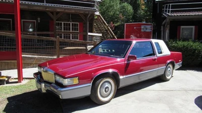 Cadillac DeVille 1990  Foto 1 de 4