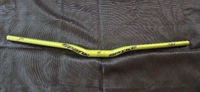 Spank Spike гонки бары 800 мм шириной, 30 мм подъем, 31,8 мм зажим матовый зеленый новый - Изображение 1 из 2