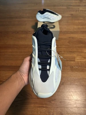 9 码-阿迪达斯 Yeezy Boost 700 V3 Azael — 第 1/4 张图片