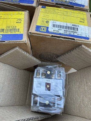 Relé de control de CA Square D 8501XO30V02 nuevo stock antiguo envío gratuito Foto 1 de 2