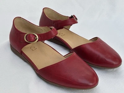 Zapatos Mary Jane Dansko Liv con correa al tobillo planos de cuero rojo talla 41 usados en excelente estado Foto 1 de 4