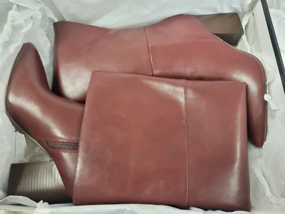 Nine West Women's Pare Boot, Dark Red 600 Size  8.5 M - Image 1 of 4