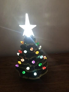 Batteriebetriebener Weihnachtsbaum, 8" Keramik, NEU - Bild 1 von 5