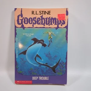 Goosebumps #19 Deep Trouble 🦈 1st Printing R.L. Stine  - Picture 1 of 7
