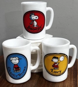 Vtg Avon Peanuts Mugs Set of 3 Aviation Snoopy Lucy Charlie Brown Milk Glass 60s - Picture 1 of 12