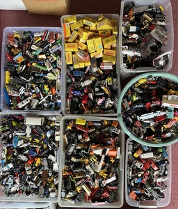 Huge Mixed Loose Lot of 100 Hot Wheels Matchbox Diecast Race Cars Trucks Vans - Picture 1 of 10