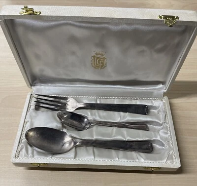 Le Couvert Français Coffret couverts de baptème en métal argenté 138 Gr - Photo 1/4