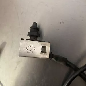 1996 Sea Doo Safety Tether Kill Stop Switch Button #278000555 - Picture 1 of 3
