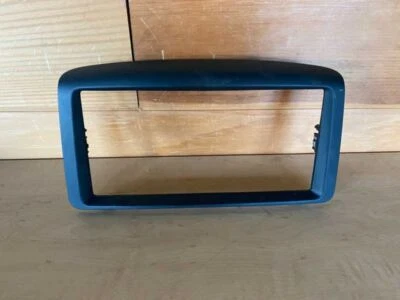 Borde de bisel de radio (negro) Dodge Grand Caravan 2011-2019 fábrica fabricante de equipos originales Foto 1 de 4