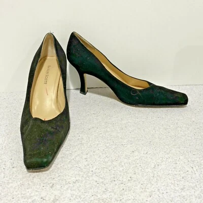 Karen Scott Dreamer zapatos de salón de tacón alto de gamuza negros talla 7W EE. UU. Foto 1 de 4