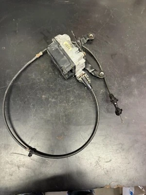 2000 Pontiac Grand Prix CRUISE CONTROL MODULE W CABLE ASSEMBLY Foto 1 de 4
