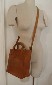 PORTLAND LEATHER GOODS Mini Tote Crossbody Zipper Bag Handbag Purse DAKOTA TAN - Picture 1 of 9